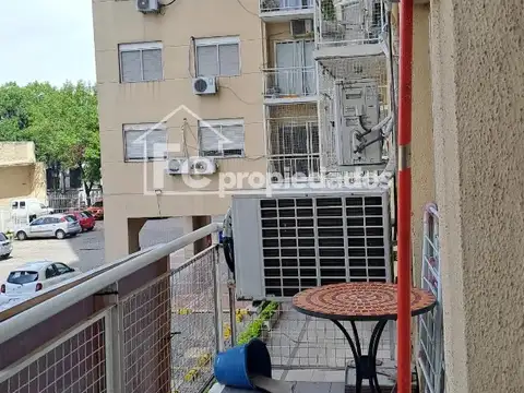 Manuel Artigas 5100, Piso 1