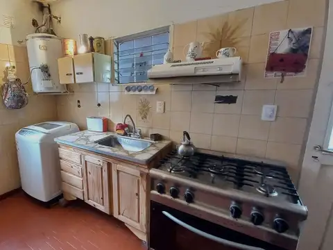 Casa 3 ambientes con 1 baño