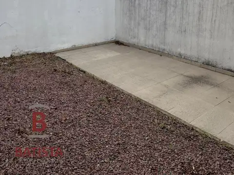 Local en Venta Via Púb.