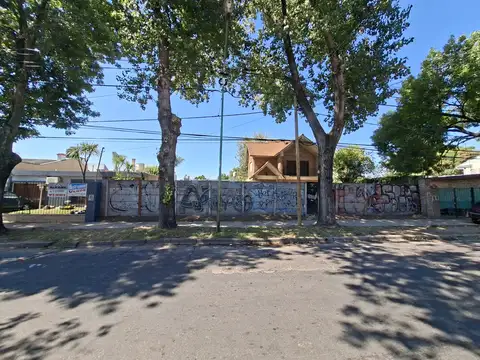 Terreno en Venta 30  mts Fondo