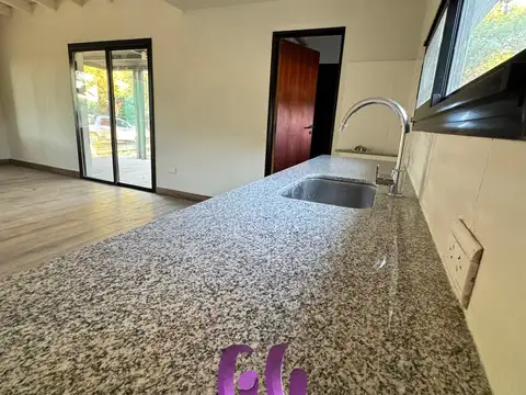 Casa 3 ambientes con 2 baños