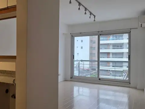 ALQUILER 2 AMBIENTES RECOLETA BALCON  Y COCHERA