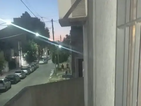 Depto Tipo Casa en Venta 40 años