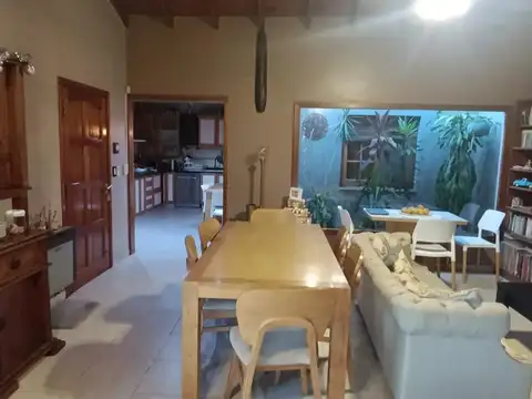 Casa en Venta Quilmes Oeste 4 ambientes