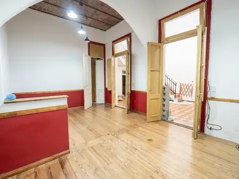 Depto Tipo Casa en Alquiler de 5 ambientes