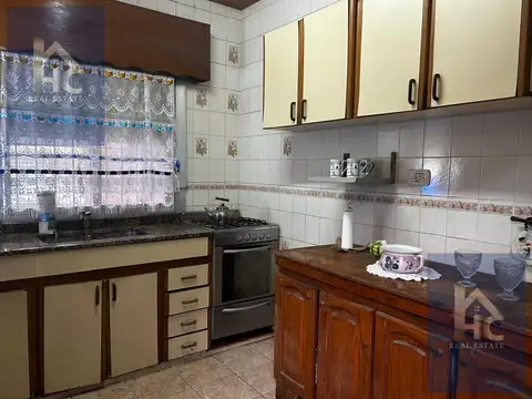 Casa 3 ambientes con 1 baño