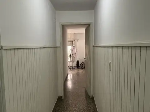 Depto Tipo Casa en Venta 40 años