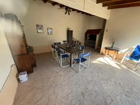 CASA EN VENTA - Castelar Norte