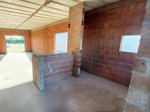 Casa 3 ambientes con 1 baño