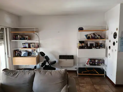 Depto Tipo Casa en Venta 40 años
