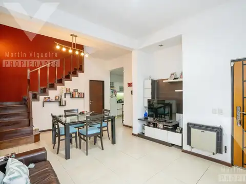 Depto Tipo Casa 3 ambientes con 3 baños