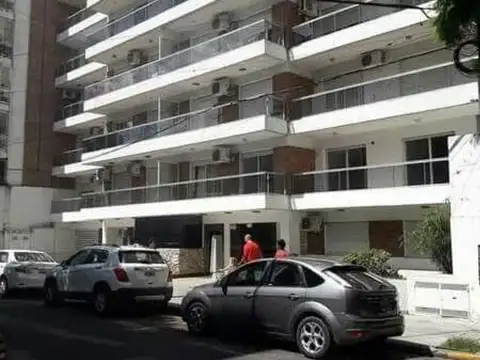 DEPARTAMENTO PLANTA BAJA. ALQUILER. ZONA RIO. AMENITIES