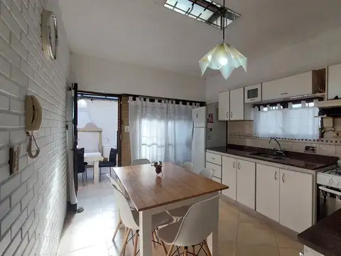 Casa en Venta en Remedios de Escalada, USD 75.000