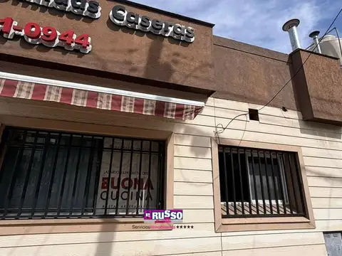 Venta local y PH 2 ambientes Villa Luzuriaga