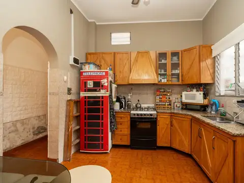 Depto Tipo Casa en Venta 56 años