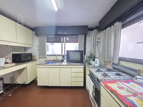 Depto Tipo Casa en Venta de 4 ambientes