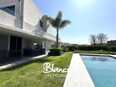 Pilará - La Berlina 100