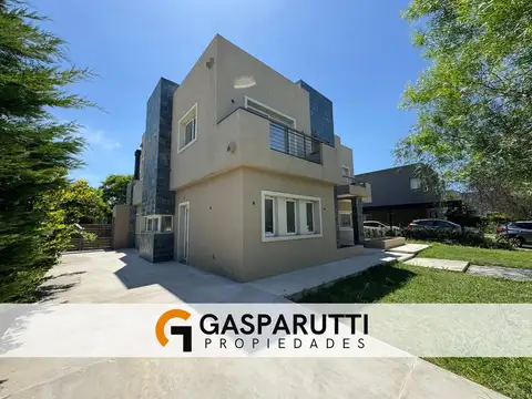 Casa en Venta en San Matias, USD 295.000