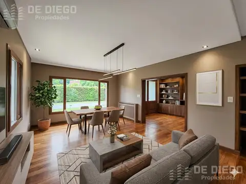 Casa en Venta con 4 cocheras