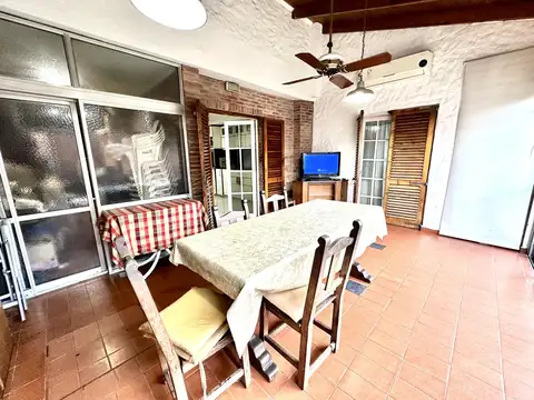 Casa en Venta en Temperley, USD 185.000