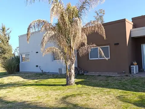 CASA VENTA 5 AMB COMARCAS DE LUJAN
