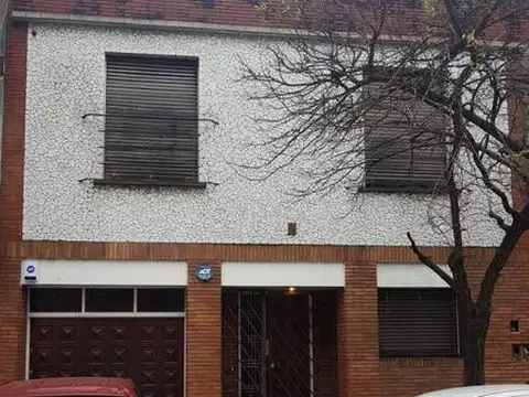 Casa en venta - 2 Dormitorios 1 Baño - 280mts2 - Barracas