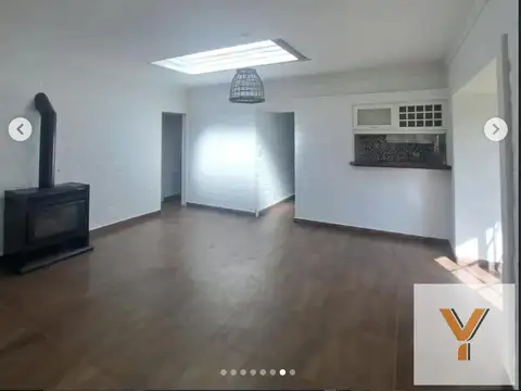 Casa en venta - 3 dormitorios 3 baños - Berazategui