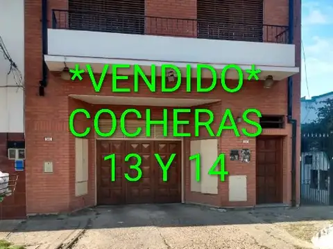 Cochera en venta en Villa Dominico
