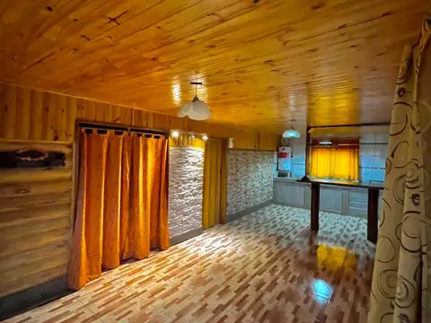 Casa 3 ambientes con 2 baños