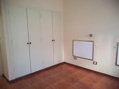 Depto Tipo Casa en Venta 45 años
