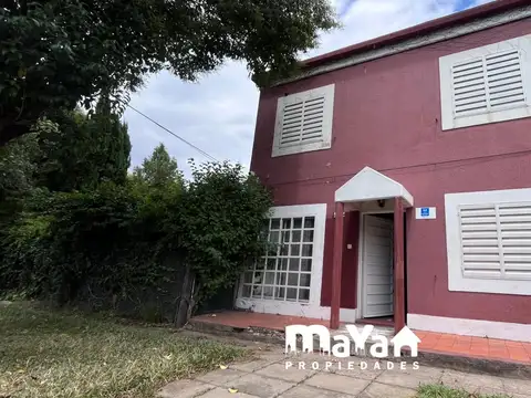 CASA EN VENTA - CAMPANA