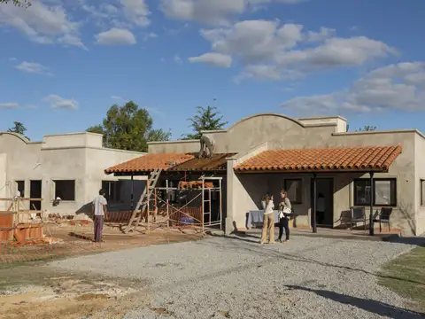 Areco - Pueblo Chico - Casas individuales para adultos mayore