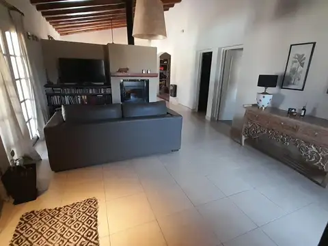 Casa en Venta en Perdriel, USD 165.000