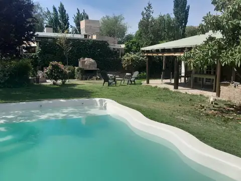 Casa en Perdriel