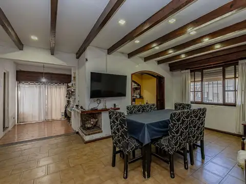 Casa en Venta en Ciudad Jardín del Palomar, USD 110.000