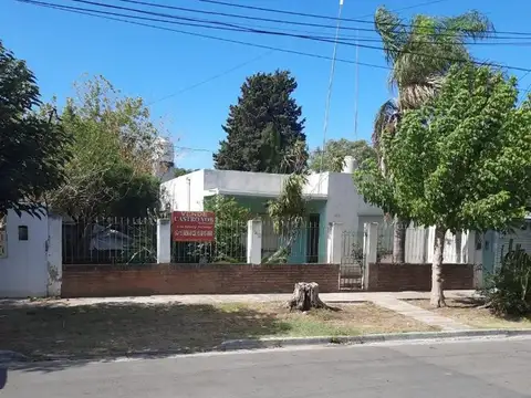 Casa en Venta en Ingeniero Adolfo Sourdeaux, USD 55.000