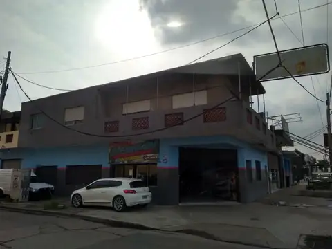 Venta en block - PB Local mas dto. 3 amb. tipo dúplex - PA Dto. 6 amb. - Av. Pte. Arturo Illía 4109 - San Miguel - Prov. Bs. As.