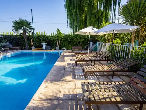 Hotel en Venta en Perdriel, USD 445.000
