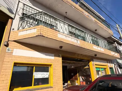 GALPON CON OFICINAS A LA VENTA.