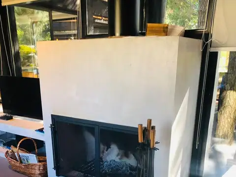 Casa en Alquiler Temporal con 4 cocheras