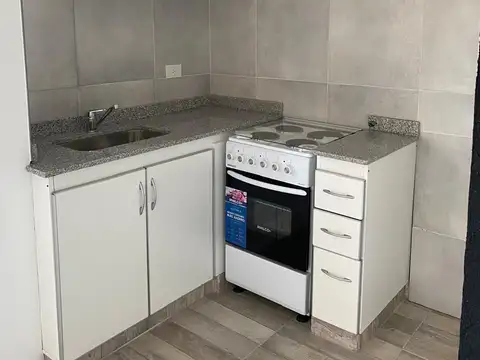 monoambiente en alquiler impecable morón 
