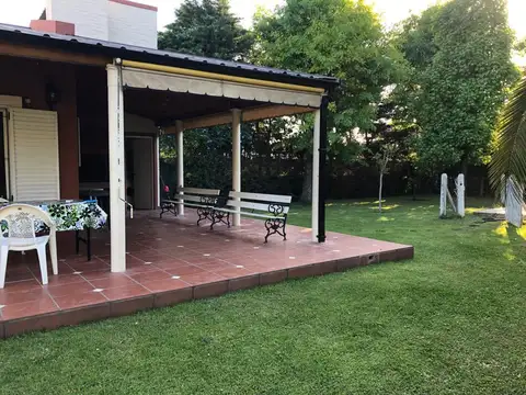 Casa en Venta en Francisco Alvarez, USD 180.000