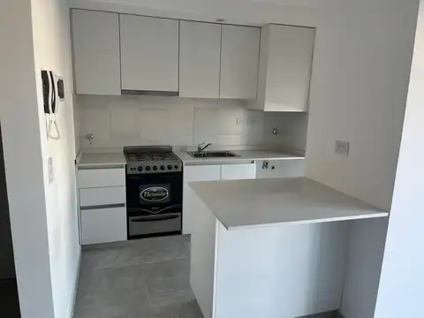 Departamento en Alquiler en Centro / Microcentro, $ 580.000