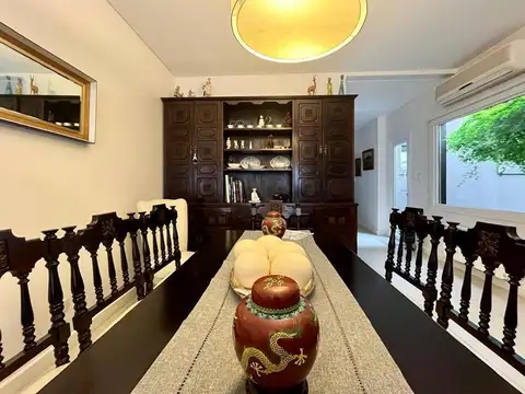 Casa en Venta en Castelar, USD 430.000