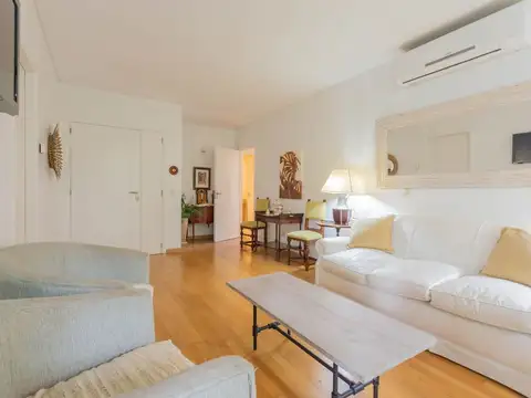 Venta Dpto 3 Amb con dependencia y Balcón. Palermo