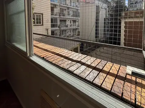 Excelente monoambiente en la mejor zona de Palermo sobre  Boulevard Cerviño. CON O SIN MUEBLES