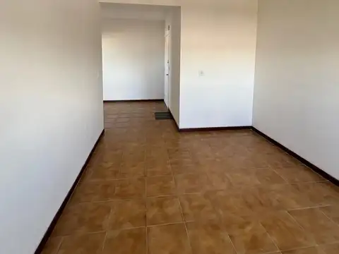 Departamento en venta 2 ambientes en Ramos Mejia Sur