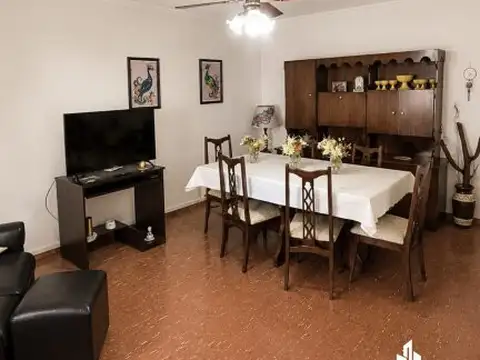 Departamento 5 ambientes con 1 baño