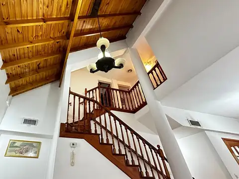 Casa en Venta en Haedo, USD 240.000