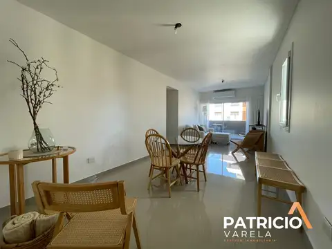 Departamento 5 Ambientes + balcón  - Villa Crespo -  Totalmente refaccionado - Apto Crédito
